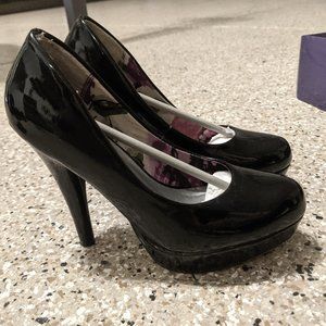 Madden Girl- Patent Black Pumps